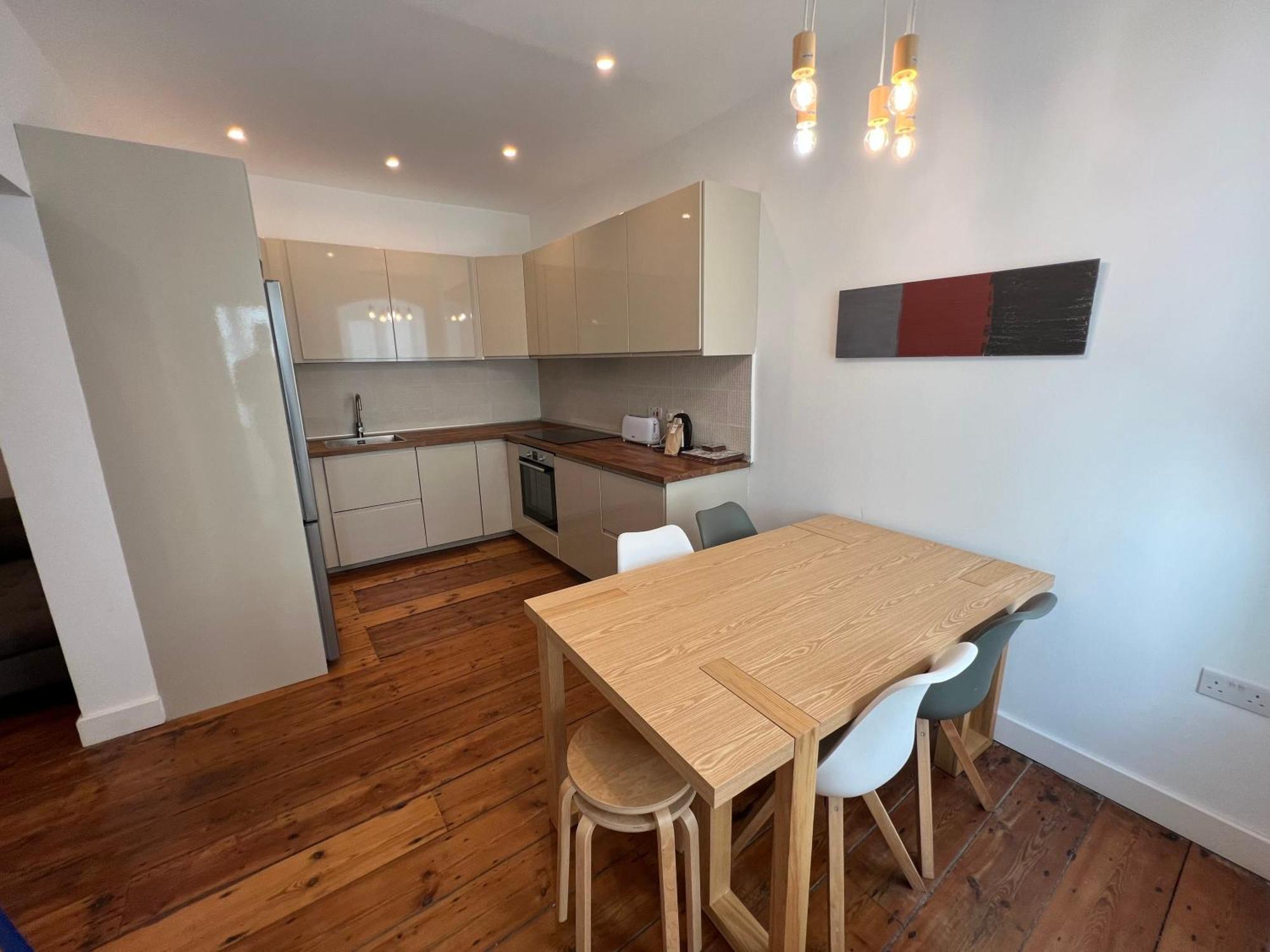 Luxe 2Br Family Oasis In Gibraltar Appartement Buitenkant foto